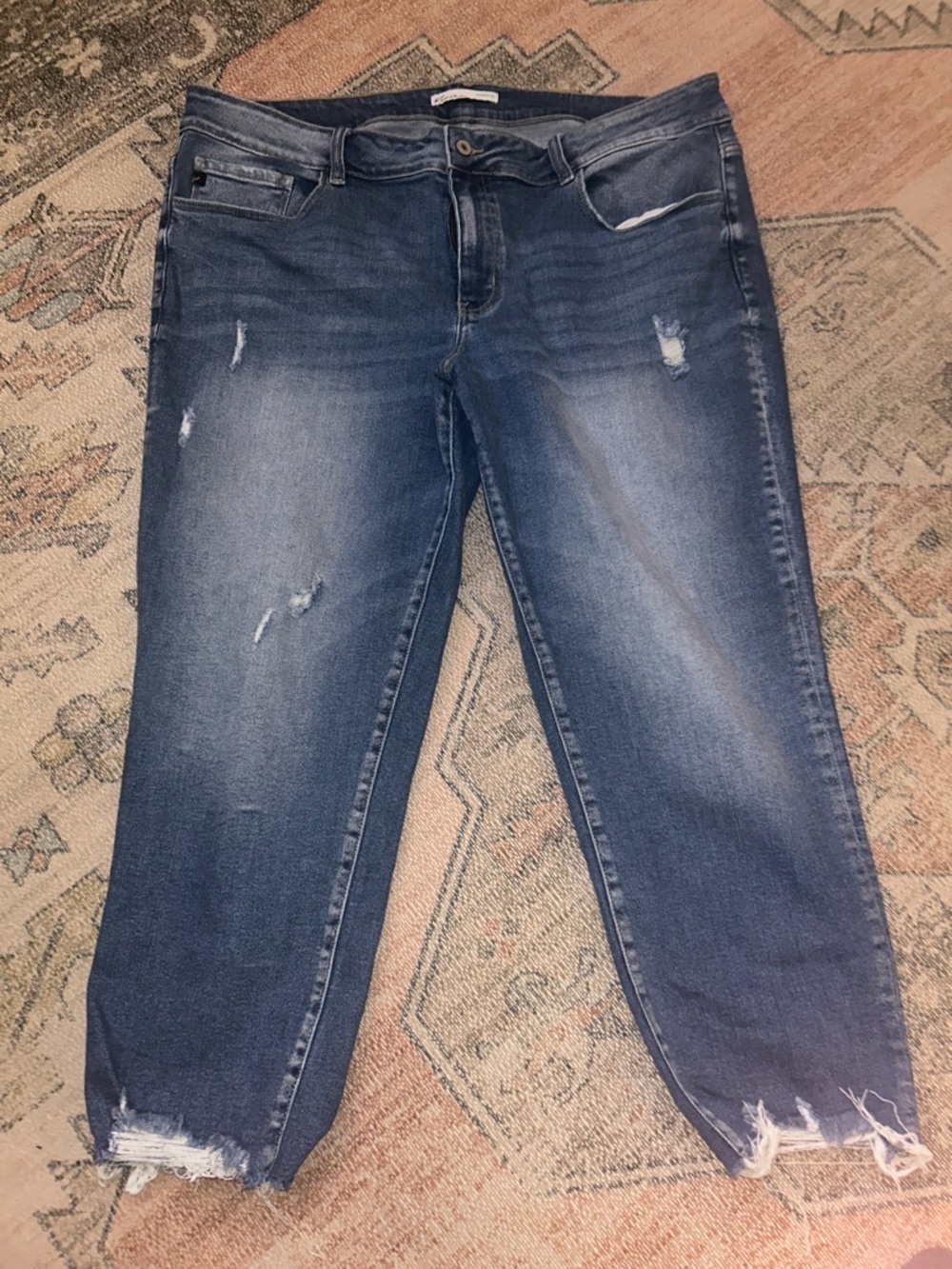 KanCan Distressed Dark Blue Cropped Jeans with Frayed Hem